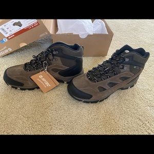 Hi-Tec Logan Hiking boots